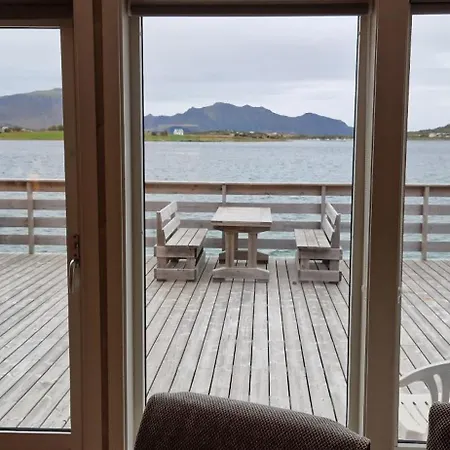 Molobua, Fantastic Place By The Sea Holiday home Leknes