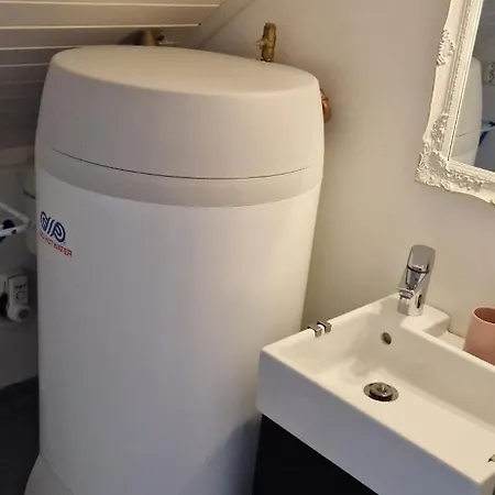 Molobua, Fantastic Place By The Sea * Leknes