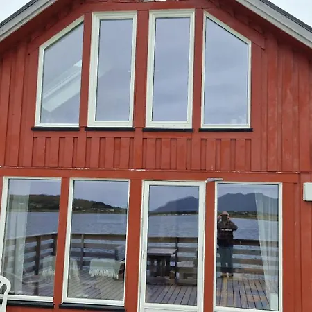 Molobua, Fantastic Place By The Sea